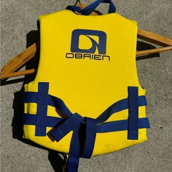 O’Brien youth life vest !!! 30-50 lbs!! Like new! - Picture 2 of 3
